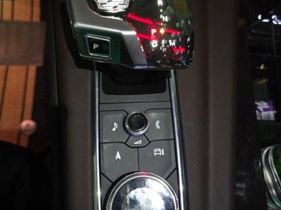 CADILLAC ESCALADE 5TH GENERATION - 7