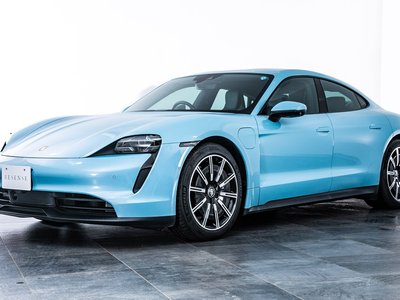 2021 Porsche TAYCAN — фото 10