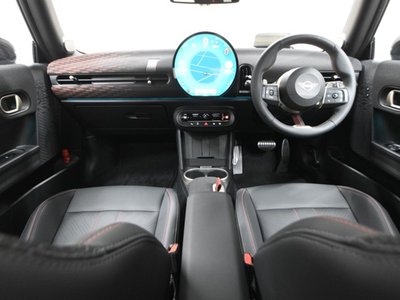 صورة مصغرة 7 لـ 2025 MINI COOPER