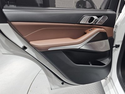 2022 BMW X5 — миниатюра 15