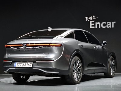 TOYOTA CROWN CROSSOVER - 4