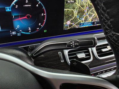 MERCEDES-BENZ GLE - 9