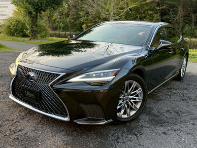 LEXUS LS - 7