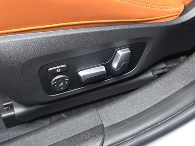 صورة مصغرة 30 لـ 2023 BMW M3