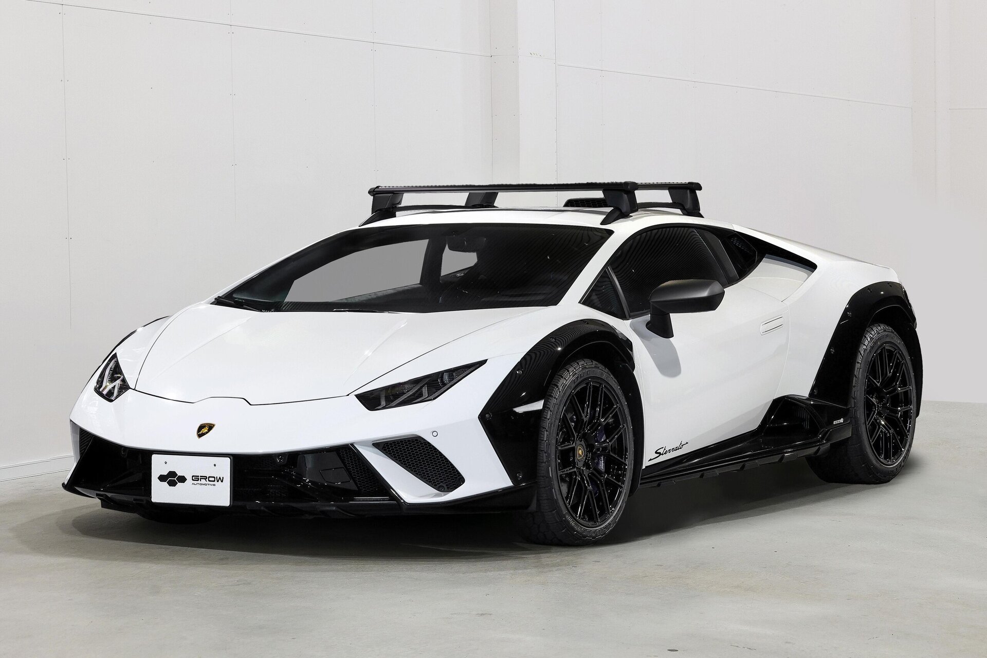 LAMBORGHINI HURACAN - View 1