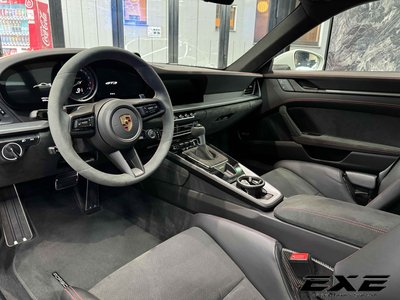 PORSCHE 911 - 8