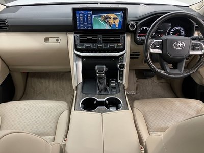 2023 Toyota LAND CRUISER 300 — миниатюра 34