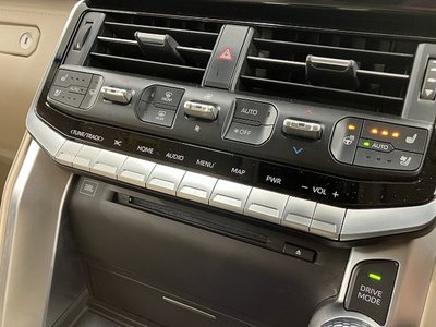 2023 Toyota LAND CRUISER 300 — миниатюра 48