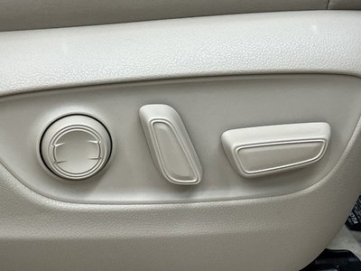 2023 Toyota LAND CRUISER 300 — миниатюра 42