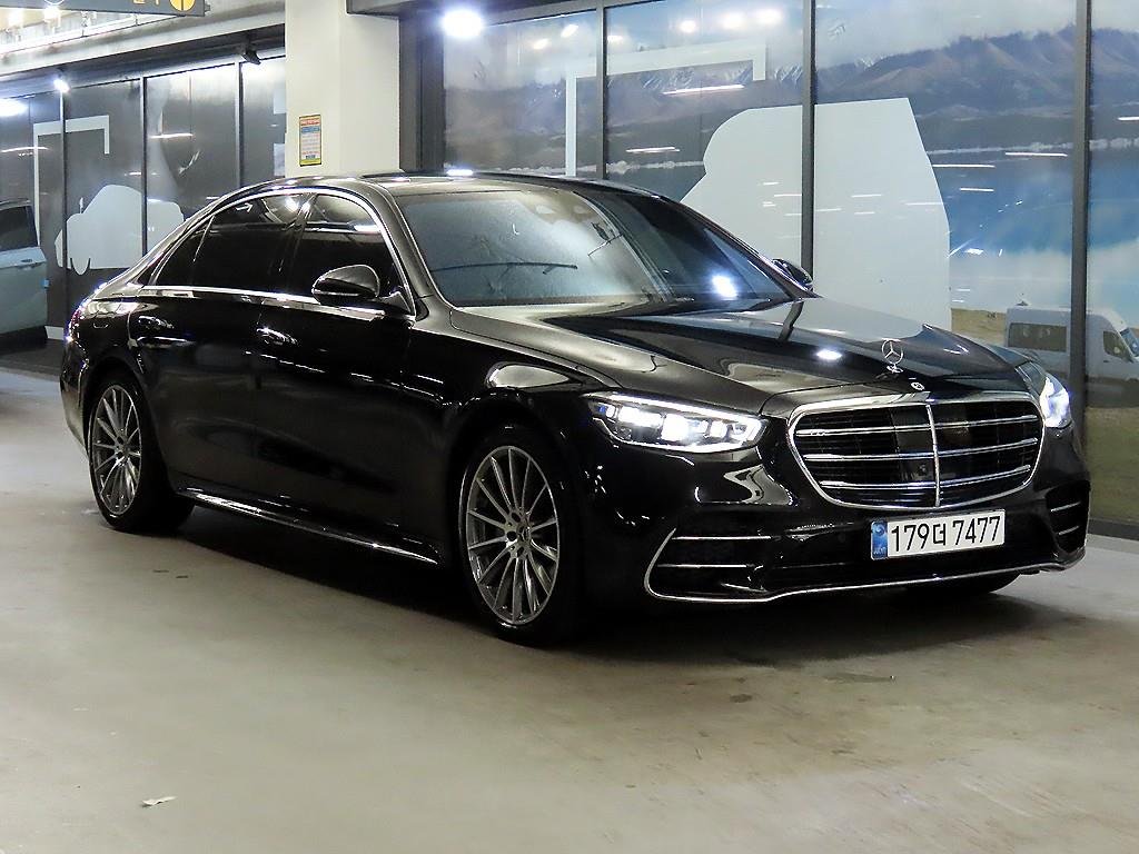MERCEDES-BENZ S-CLASS - View 1