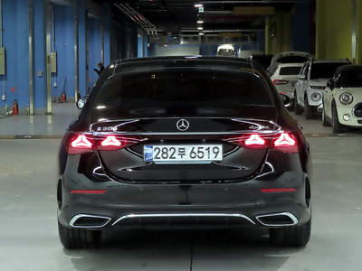 MERCEDES-BENZ E-CLASS - 3