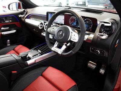 2023 Mercedes-BENZ GLB AMG 照片 9