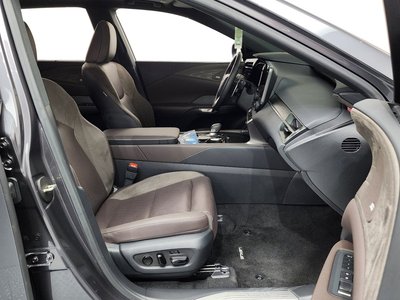 2024 Lexus RX thumbnail 16