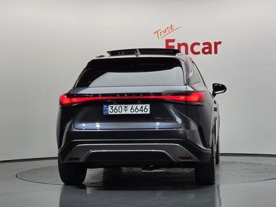 2024 Lexus RX photo 4