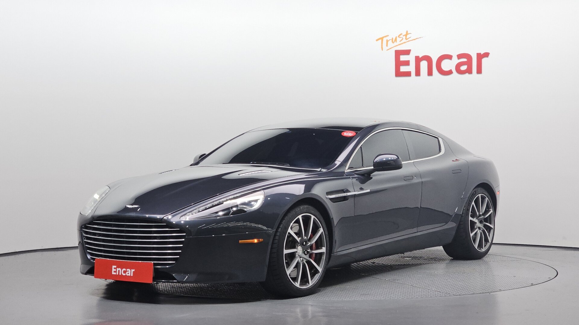 ASTON MARTIN RAPID - View 1