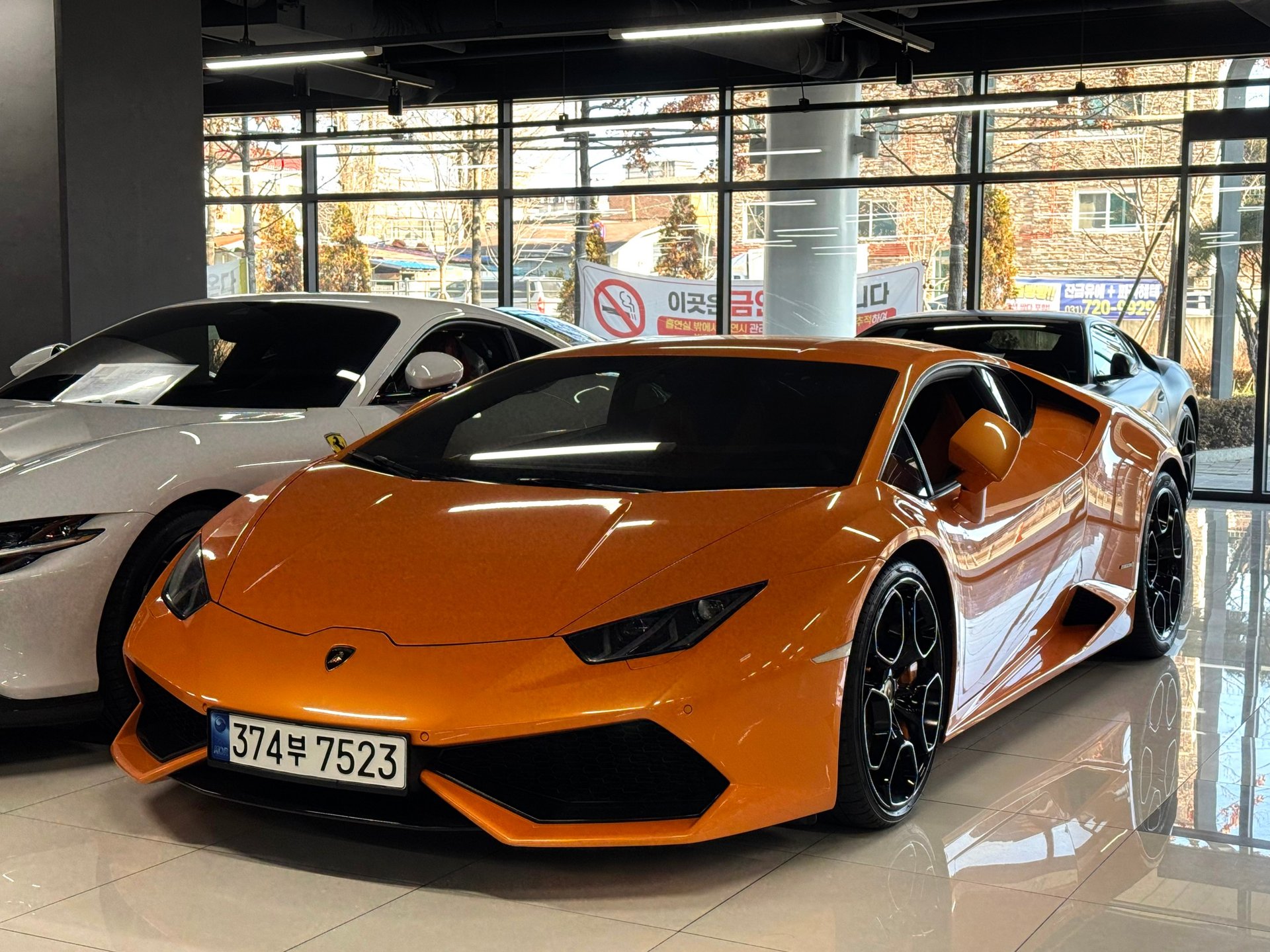 LAMBORGHINI HURACAN - View 1