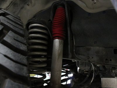 TOYOTA LAND CRUISER 70 - 5