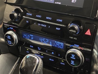 صورة مصغرة 28 لـ 2022 Toyota ALPHARD