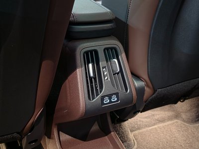2025 BMW X1 缩略图 18
