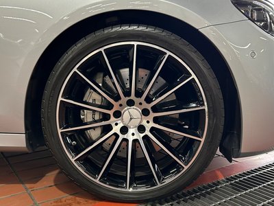 MERCEDES-BENZ E-CLASS AMG - 6