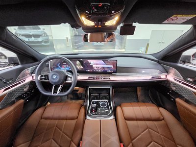 BMW I7 - 5