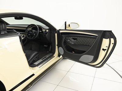 BENTLEY CONTINENTAL GT - 8