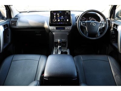 TOYOTA LAND CRUISER PRADO - 6