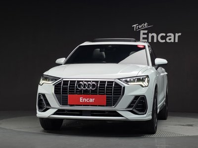 2023 AUDI Q3 photo 2