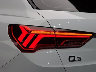 2023 AUDI Q3 photo 10