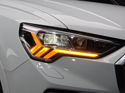 2023 AUDI Q3 photo 9