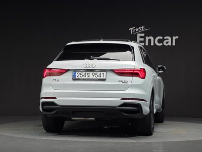 2023 AUDI Q3 photo 3