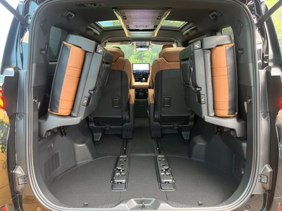 صورة 10 لـ 2026 Toyota VELLFIRE