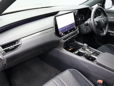 LEXUS RX - 9