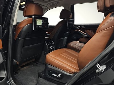 2021 BMW X7 — миниатюра 16