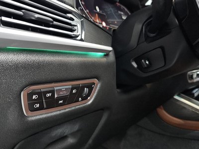 2021 BMW X7 — миниатюра 30