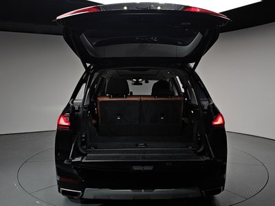 2021 BMW X7 — миниатюра 41