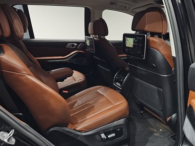 2021 BMW X7 — миниатюра 18