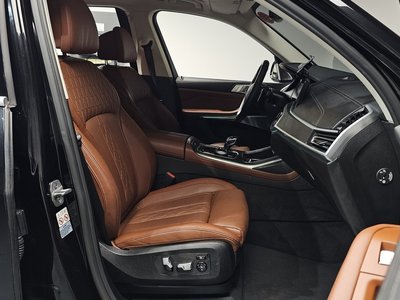 2021 BMW X7 — миниатюра 19