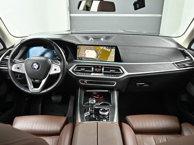 BMW X7 - 7