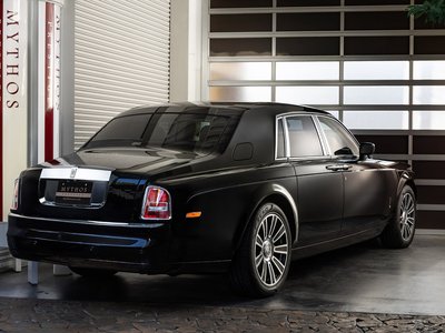 ROLLS-ROYCE PHANTOM - 4