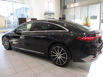 MERCEDES-BENZ EQS - 10