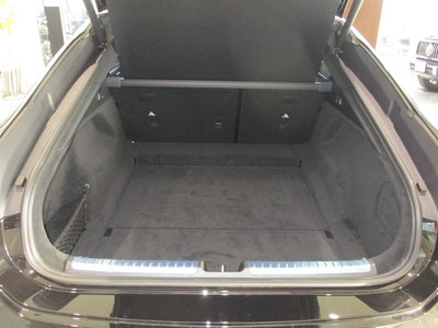 MERCEDES-BENZ EQS - 7