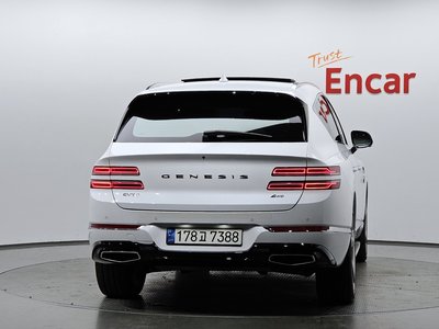 GENESIS GV80 - 3