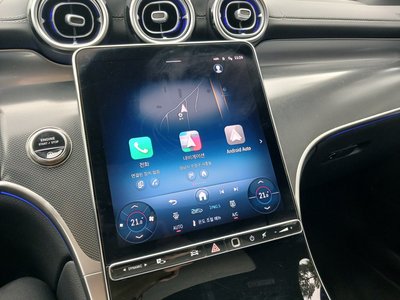 2025 Mercedes-BENZ GLC — миниатюра 12