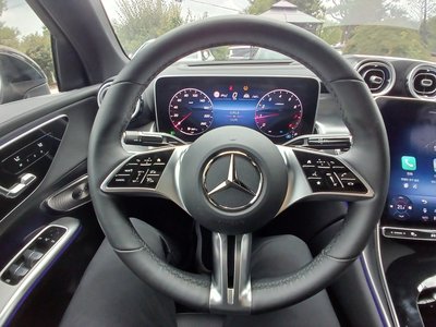 2025 Mercedes-BENZ GLC — миниатюра 13