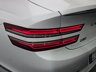 GENESIS G80 (RG3) - 10
