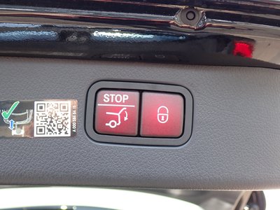 MERCEDES-BENZ C-CLASS - 10