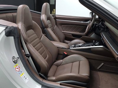 2024 Porsche 911 thumbnail 11