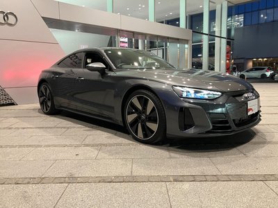 AUDI E-TRON GT QUATTRO - 3