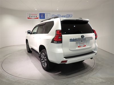 TOYOTA LAND CRUISER PRADO - 3